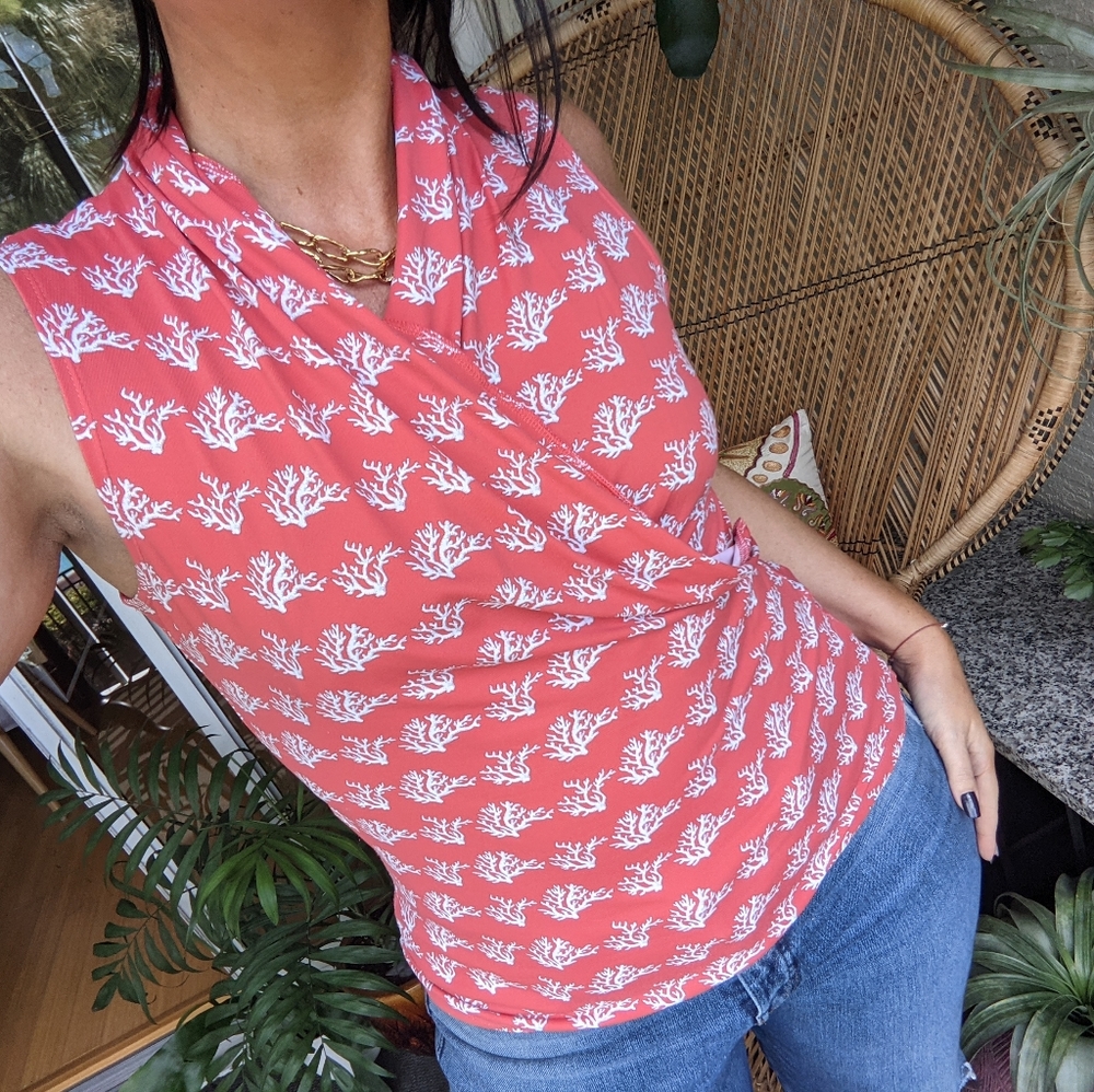 J. McLaughlin Coral and White Tank Top